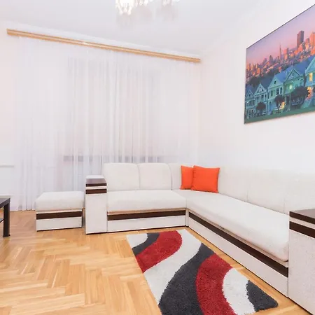 Daire Karla Marksa 8 Minsk